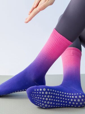 Gradient-colored Non-slip Sports Socks For Women