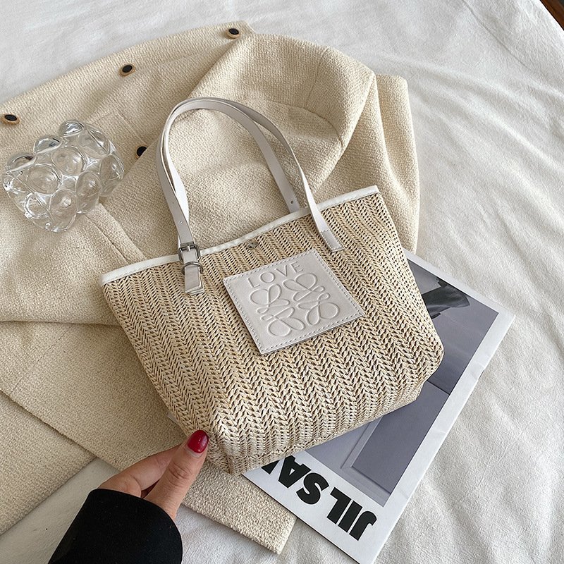 Spring Straw Woven Large Capacity Women's Portable Shoulder Bag ā Image 5