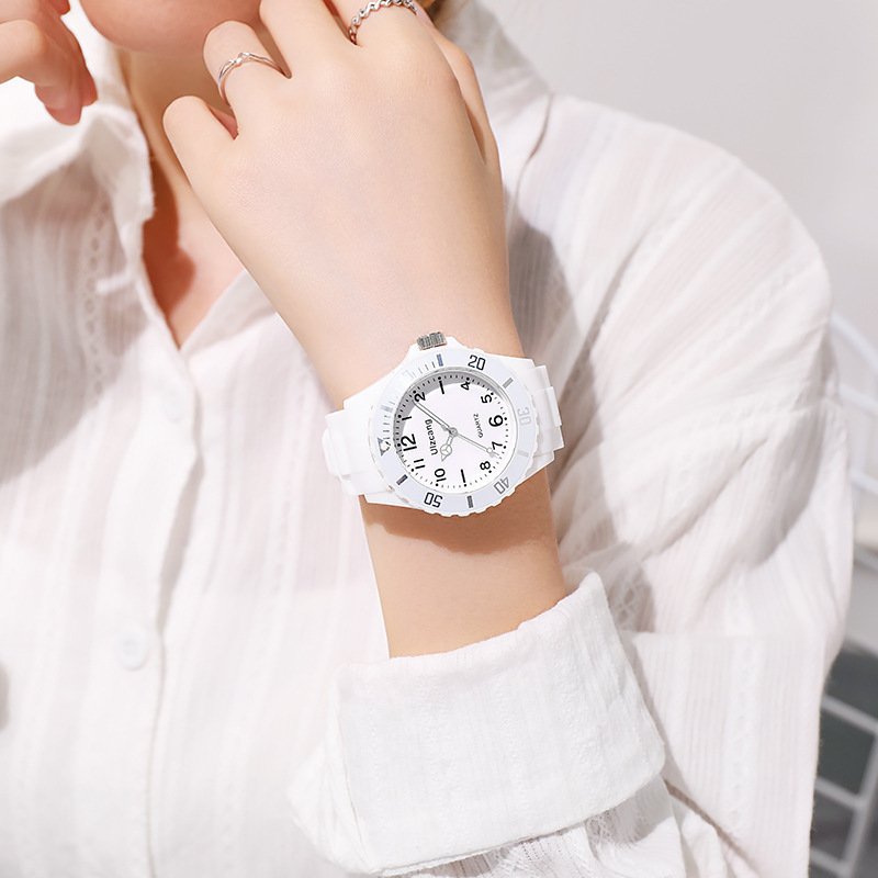 Color Jelly Junior High School And Elementary School Students In Niche Watch ā Image 6