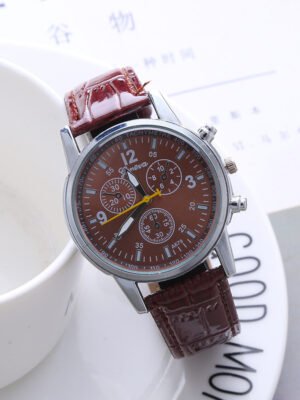 Classic Three-eye Casual Fashion Quartz Watch