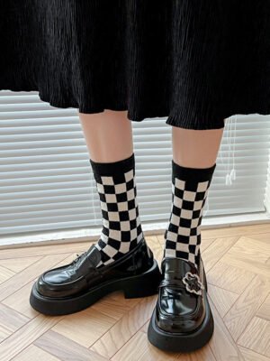 Best-selling Black-and-white Houndstooth Wool Socks