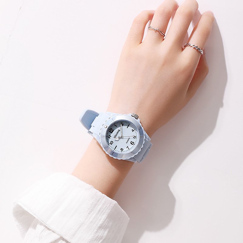 Color Jelly Junior High School And Elementary School Students In Niche Watch ā Image 10