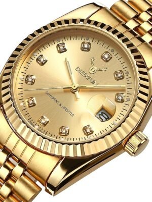 Shell watch with diamonds