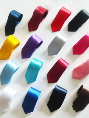 8cm Black Hand-tied Plain Suit Tie