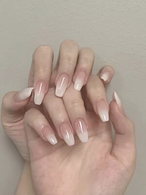 Wearable false nails