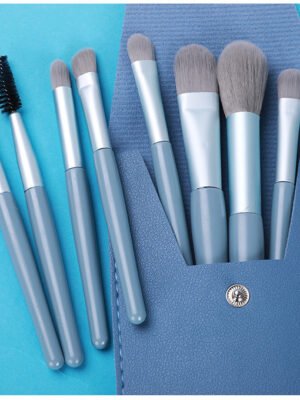 Portable Makeup Brush Soft Hair Makeup Tool
