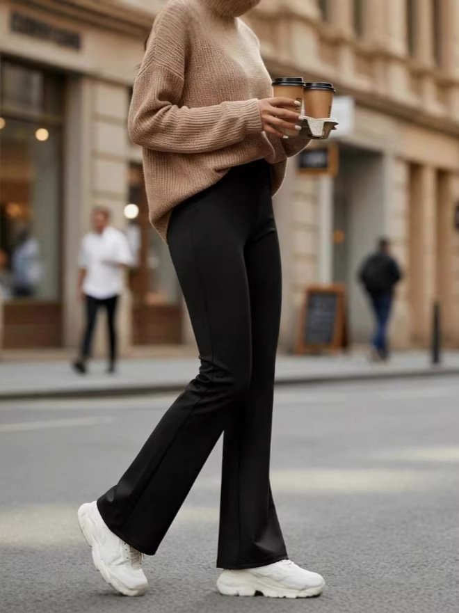 Womens Four-Season Flared Sports Pants With Diagonal Low-Rise Pockets For Yoga ā Image 6