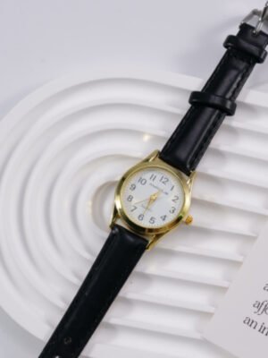 Men's Leather Strap Sports Pointer Quartz Watch
