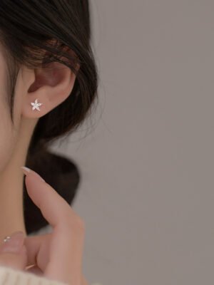 Women's S925 Sterling Silver Diamond Five Petal Flower Stud Earrings