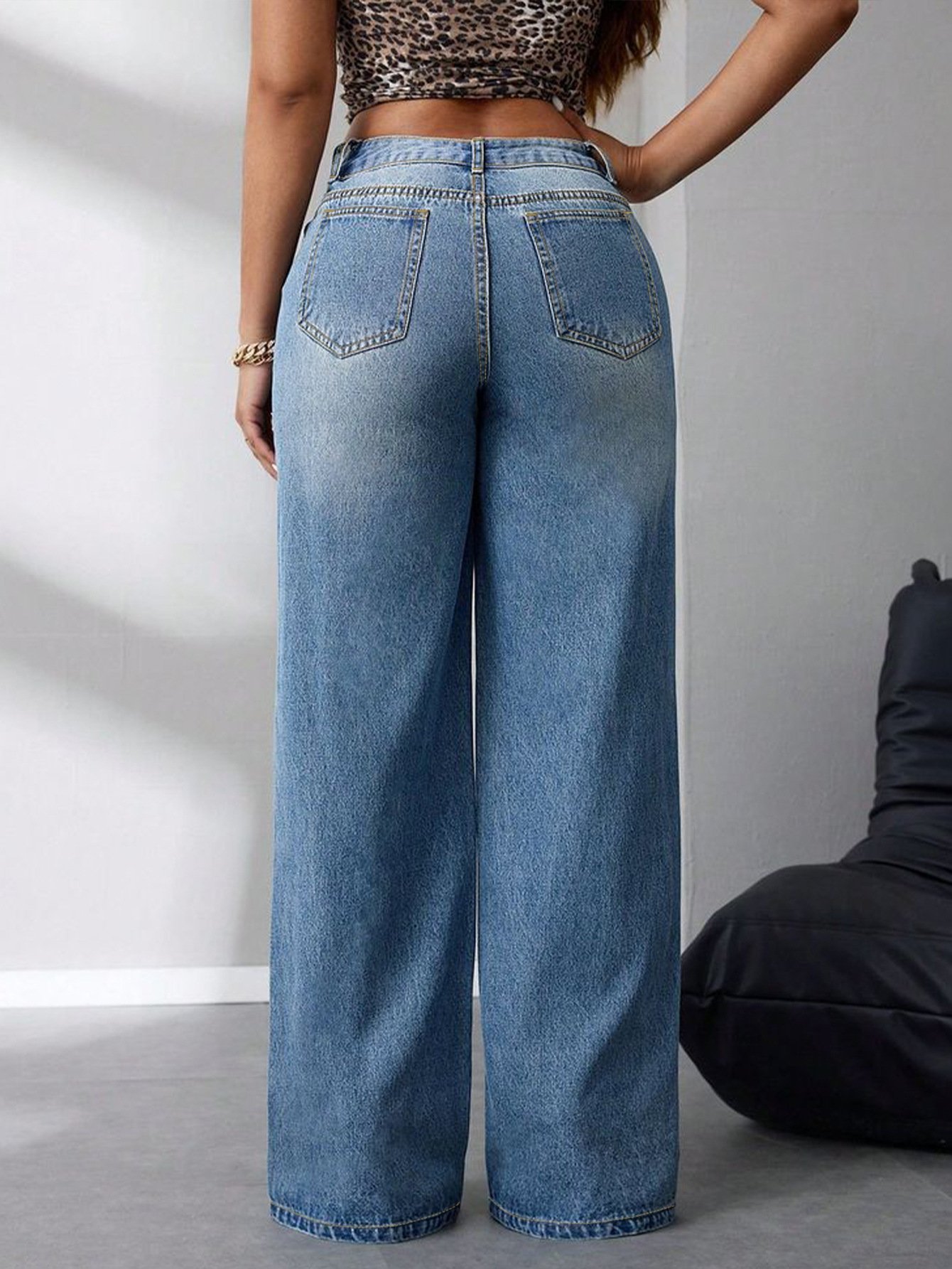 Fashionable Womens Slimming Wide-leg Denim Pants ā Image 4