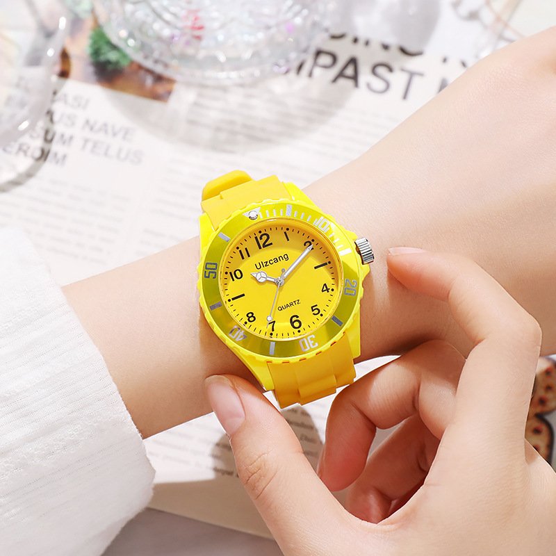 Color Jelly Junior High School And Elementary School Students In Niche Watch ā Image 8